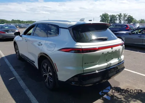 2025 Toyota Crown Signia Xle from USA, damaged, VIN JTDACAAJ2S3015254